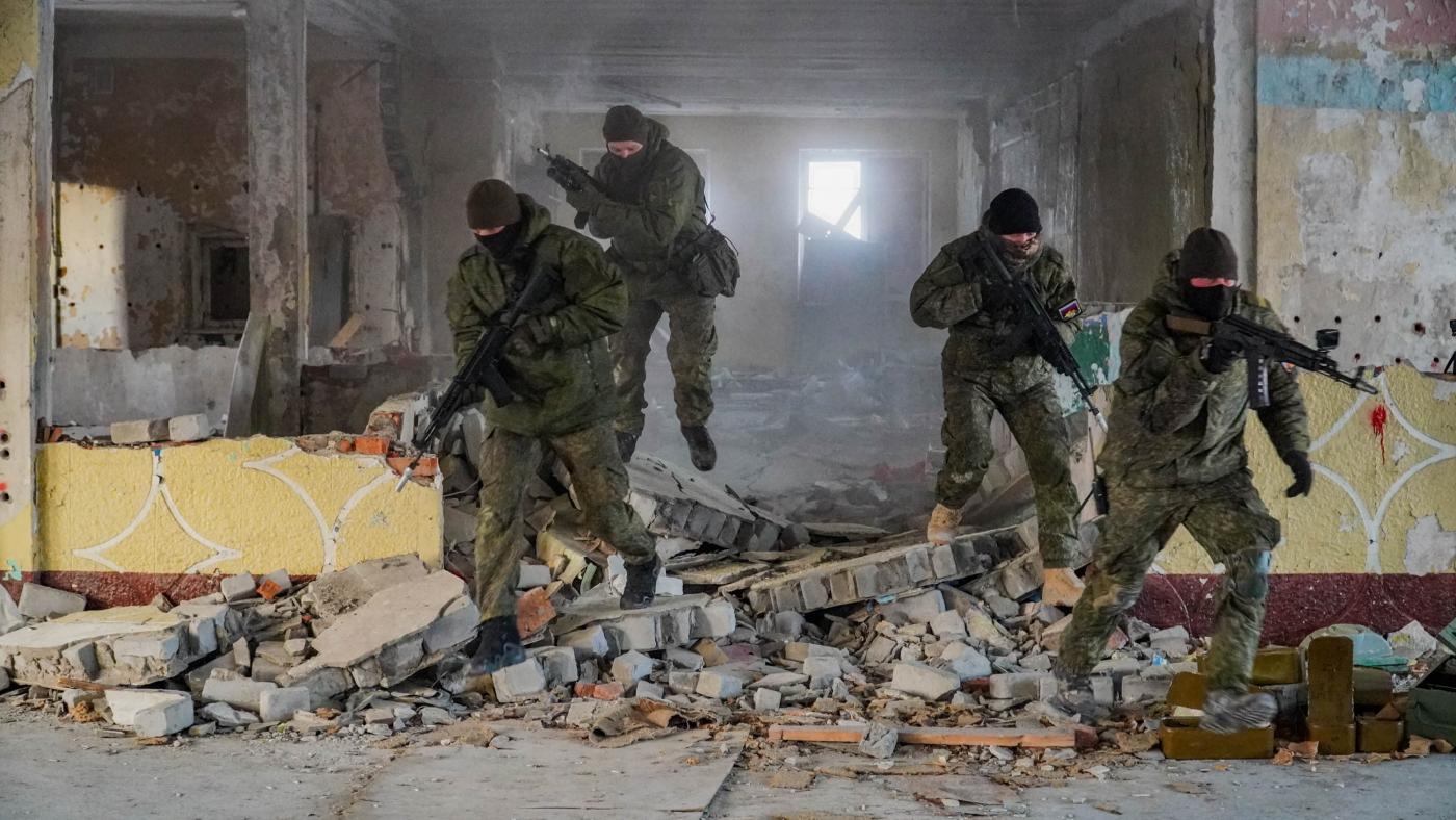Военнослужащие Северного флота прошли тренировку по штурму и захвату здания